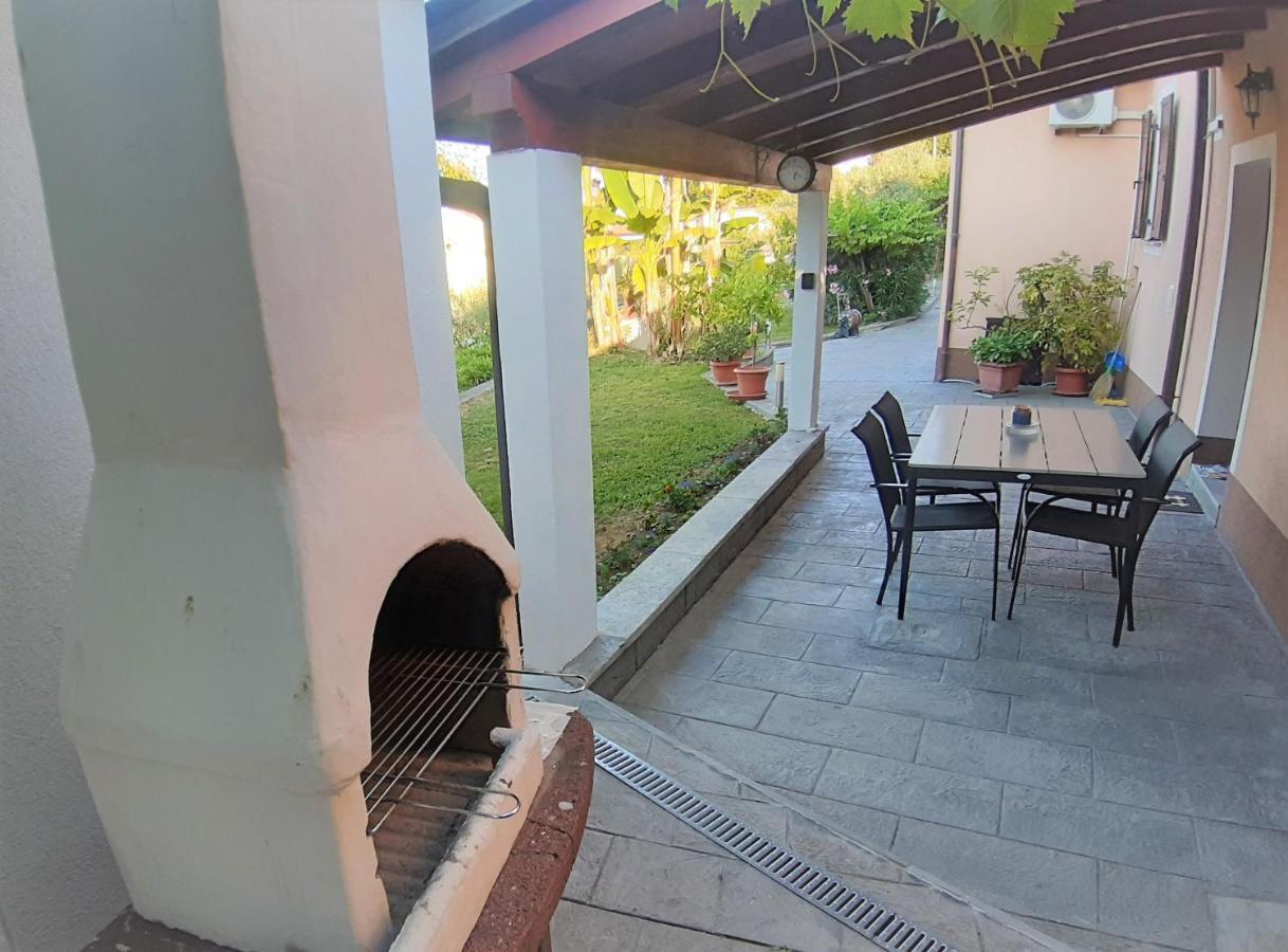 Apartment Nona Nina كوبر المظهر الخارجي الصورة